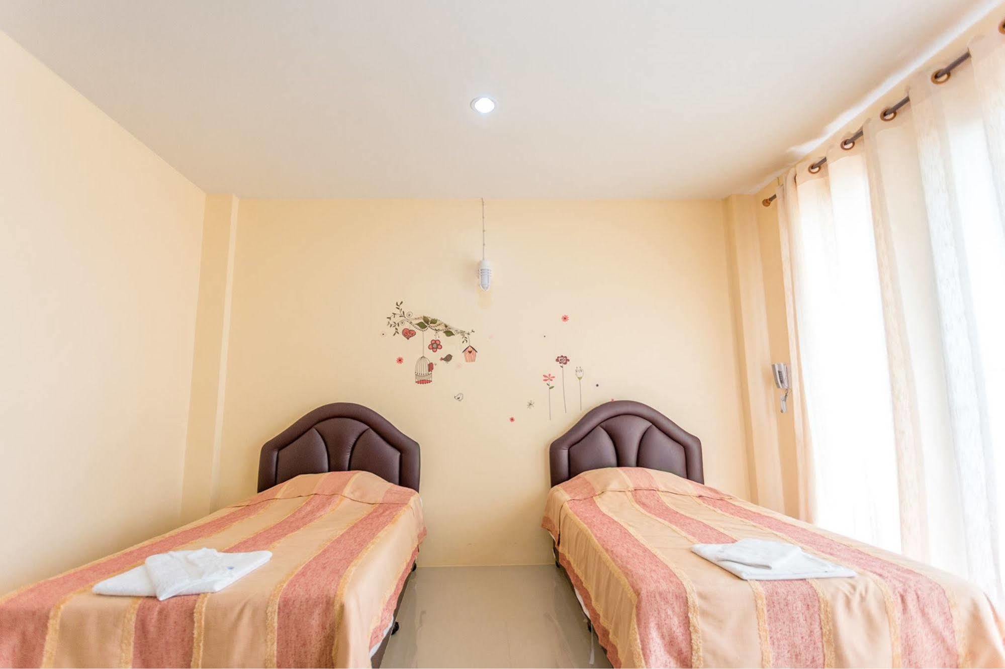 Phet Ngam Hotel Mae Sai Exterior foto
